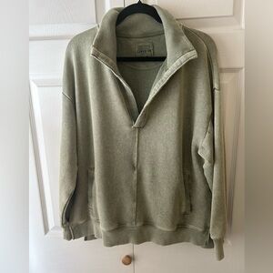 American Eagle Outfitters Seriously Lived In Pullover Sweatshirt